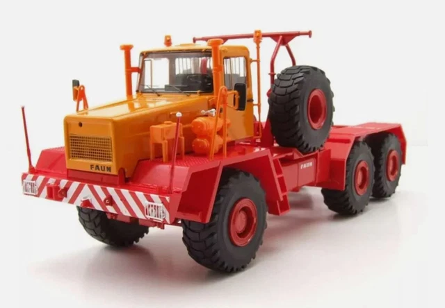 Camion SCANIA 113 M 4x2 Rouge - PREMIUM CLASSIXXS - Échelle 1/43 - Neuf