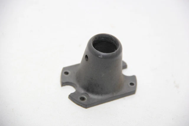Cessna 172 L/H Control Tube Support Collar, P/N: 2460038-1