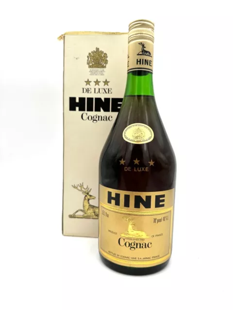 Hine Cognac De Luxe Three Stars - 35.2 Fl Oz 40% - '70S - Duty Free