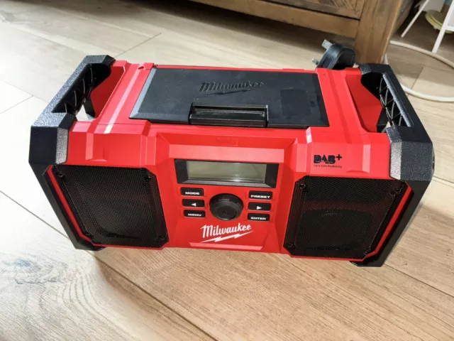 MAINS POWER ONLY Milwaukee M18 18v DAB+/FM Cordless Radio WORKING Condition