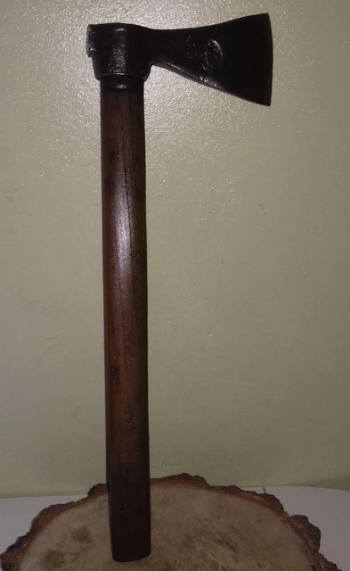 OUTIL ANCIEN - HACHE MERLIN- Fer Forgé -Old Tool AXE Wrought Iron EUR 19,00 - FR