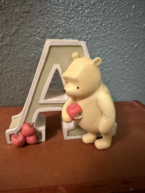 ⭐️Disney Classic Winnie the Pooh Michele & Co. Resin Letter "A" Figurine Retired