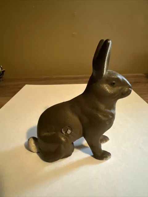 Vintage AC Williams Dime Store Cast Iron Bunny, Nice Condition Nice Colors. 3