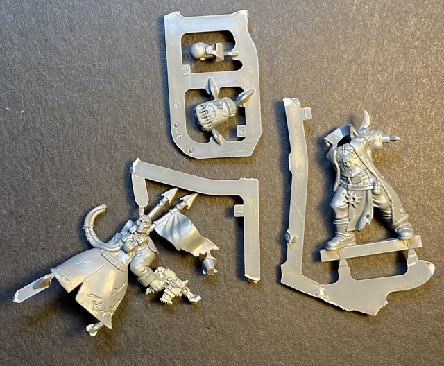 Crimson Legion Blood Gauptman – Artel W Traitor Guard Commissar, Blooded Kill Team