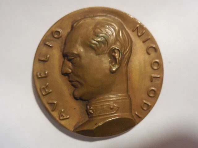 MEDALLA AURELIO NICOLODI para la unión de ciegos 1931 grabador