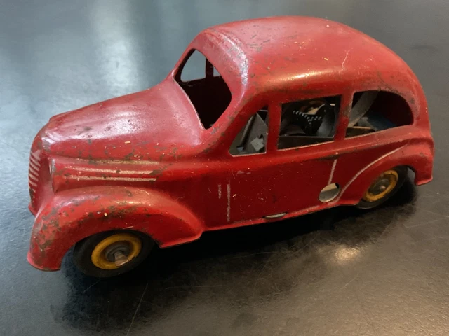Jouet ancien Camion benne basculante Simca Cargo en tôle Joustra années