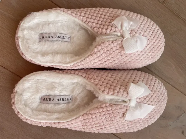 Laura Ashley Slippers Hausschuhe / NEU / rosa weiß