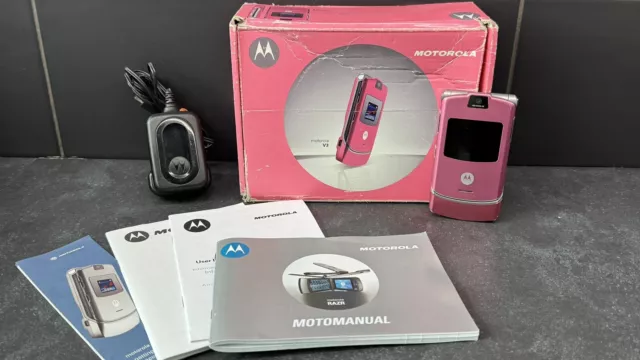 MOTOROLA Pink RAZR V3 Ultra Slim Flip Mobile Phone (O2) BOXED