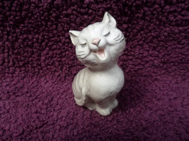 Vintage Beswick Fun Models Cat Laughing, Model no. 2102, excellent condition.