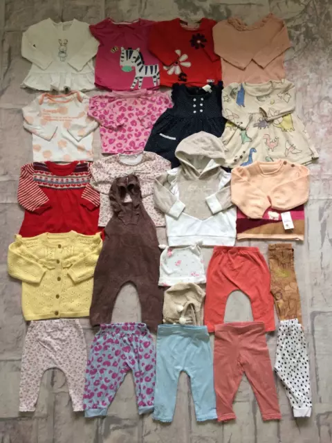 Pacchetto vestiti per bambina 6-9 mesi saltatori top cardigan Next H&M TU ecc.