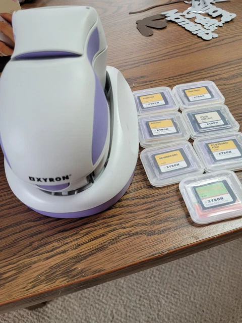 Xyron Design Runner And Lot Of 7 Cartridges Xyron Design Runner And Lot Of 7 Cartridges