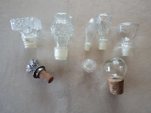 Lot De 4 Bouchons De Carafe Anciens - Verre Cristal Facette Goutte - Lot N°1