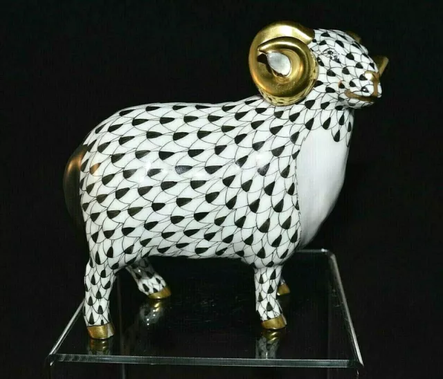 HEREND, ENGLISH RAM with GOLDEN HORNS PORCELAIN FIGURINE, BLACK, FLAWLESS