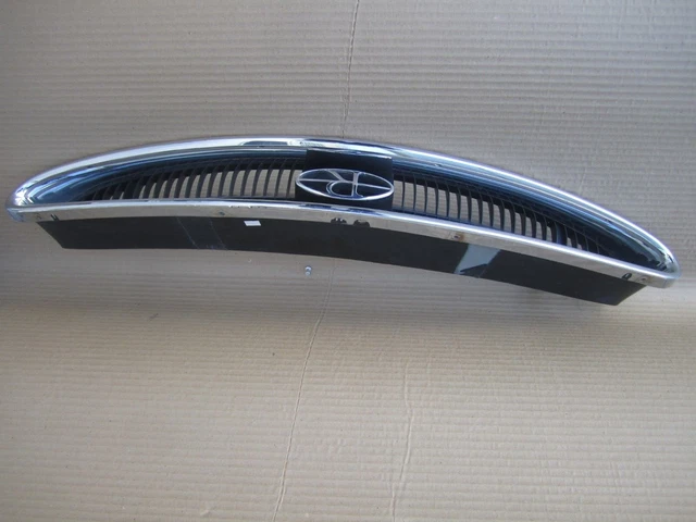 1995 - 1999 Buick Riviera Oem Chrome Front Upper Grille Grill Bracket Emblem 2