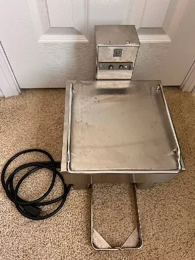 BUNN 1SH Stand 120V 27825.0017 Tested Coffee Warmer Station