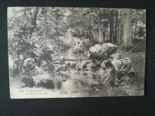 CPA 75 PARIS - Vincennes - Le Bois - Rivière et Cascade