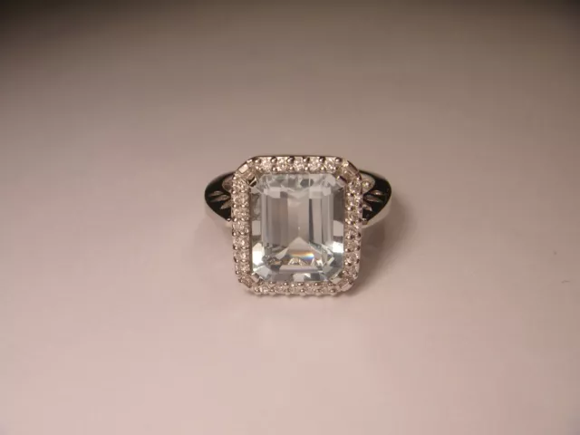 Stunning 14K White Gold Aquamarine Diamond Cocktail Ring