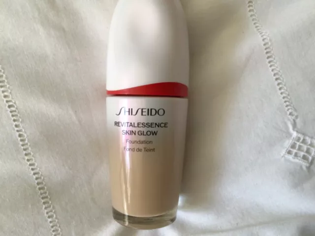 shiseido luminious silk foundation