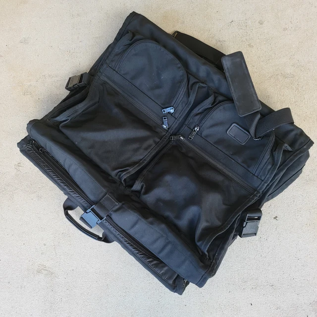 Genuine TUMI Ballistic Nylon Black Bi-Fold Luggage Garment Bag w/Shoulder Strap 17