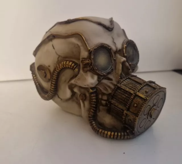 Funky "Mechanical Respirator" Ornamental Steampunk Poly-Resin Skull - Alator