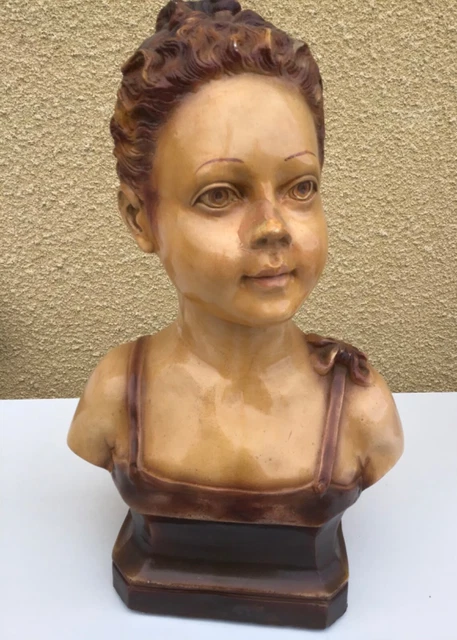 BUSTE JEUNE FILLE ancien PLATRE VERNISSÉ polychrome, Numéroté, signé