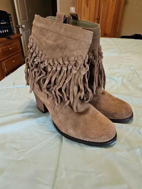 SBICCA Brown Taupe Fringe Suede Leather Stacked Ankle Booties Women's 7