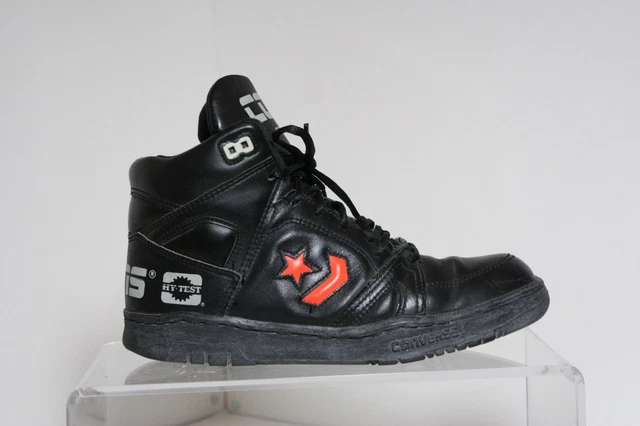Converse steel deals toe tennis shoes