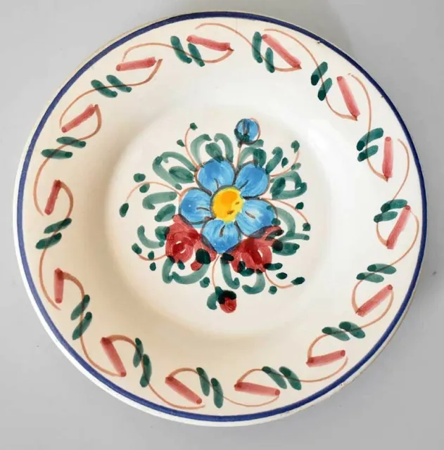 Plato de cerámica decorado a mano y fabricado en España. 11 cm