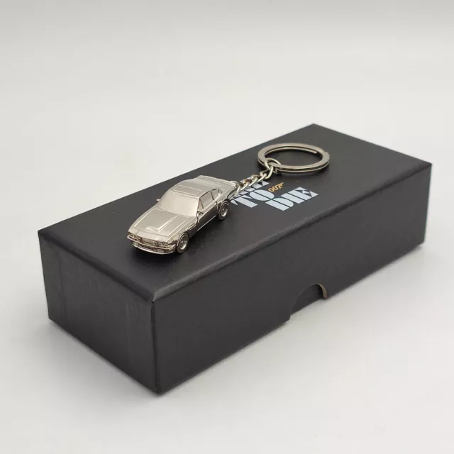 Diecast No Time Die Aston Martin V8 Vantage Keyring James Bond 007 Keychain Used