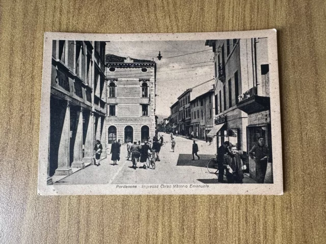 Cartolina Pordenone Ingresso Corso Vittorio Emanuele Viaggiata 1950 Hh