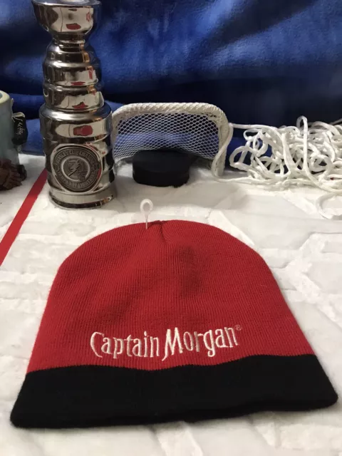 Captain Morgan Winter Hat Red black cap Beanie Hat One Size EUC! 25 Win-1