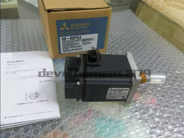 1PC Mitsubishi HF-MP43 HFMP43 Servo Motor New