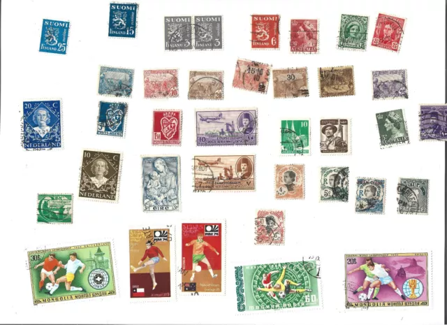 Lot TIMBRES DU MONDE Anciens et Oblitérés