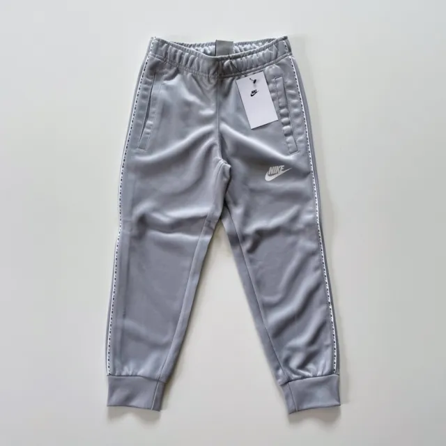 Pantaloni da jogging Nike Air Repeat pantaloni da jogger ragazzi | taglia 98-104/XS | 39,95 €*