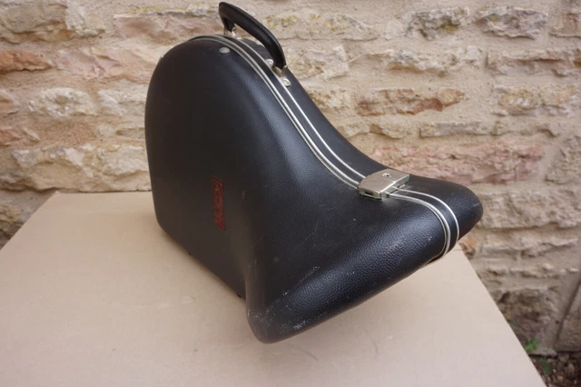 ÉTUI POUR INSTRUMENT À MUSIQUE TUBA ? ( MUSIQUE et ART PARIS)