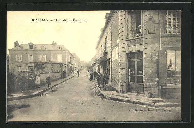 CPA Bernay, Rue de la Caserne 1915