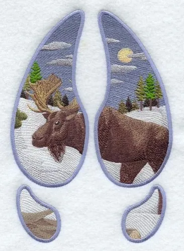 Embroidered Short-Sleeved T-shirt - Moose Track Scene - Winter A2618