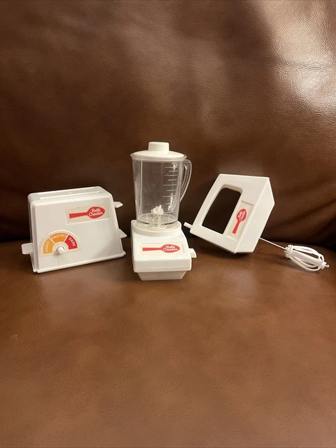 Vintage Betty Crocker Cooking Toy Blender Toaster Mixer Set (crack on blender)