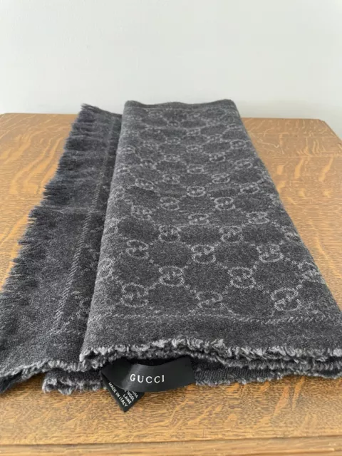 GUCCI GG JACQUARD Pattern Knitted Scarf 100% Lana wool two tone $92.00 ...