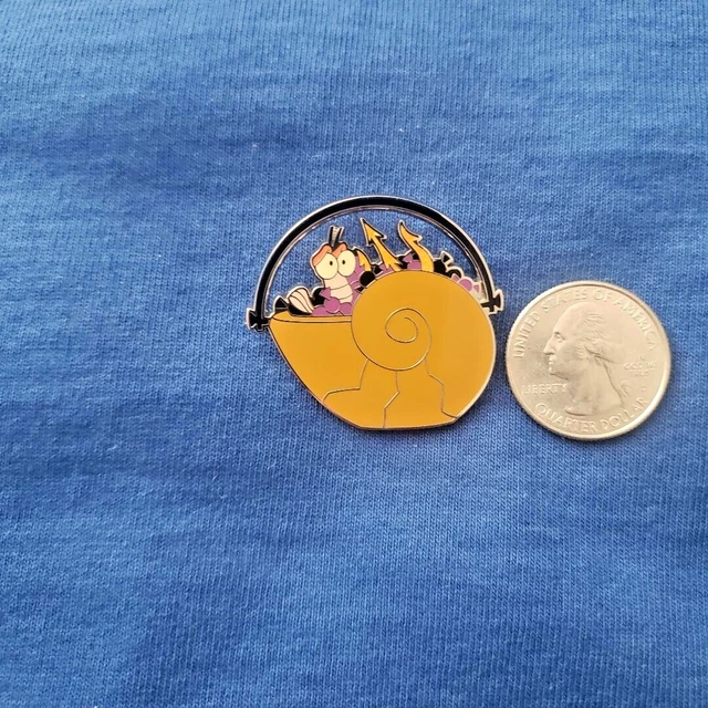 DISNEY MYSTERY PIN Halloween Bucket Cauldron Villains URSULA Little