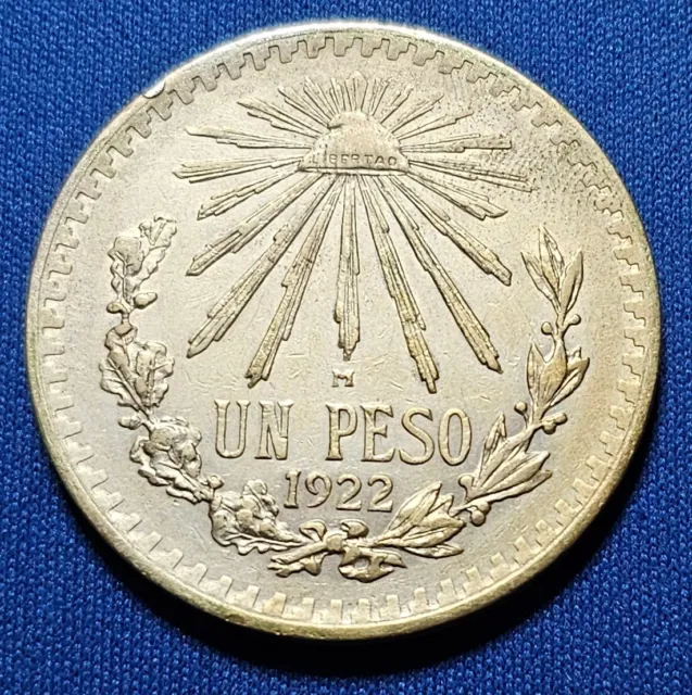 Early 1922 Un Peso Mexican Silver Coin Cap And Rays