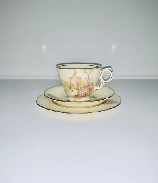 Royal Winton, Grimwades - Gateway trio (cup, saucer and plate set). English