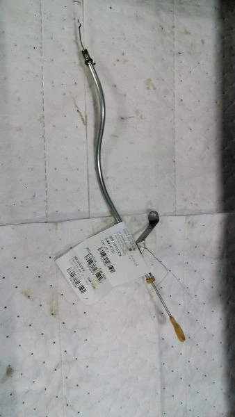 2010 11 12 SENTRA 2.0 Liter MR20DE Engine Motor Oil Dipstick Tube 4293066