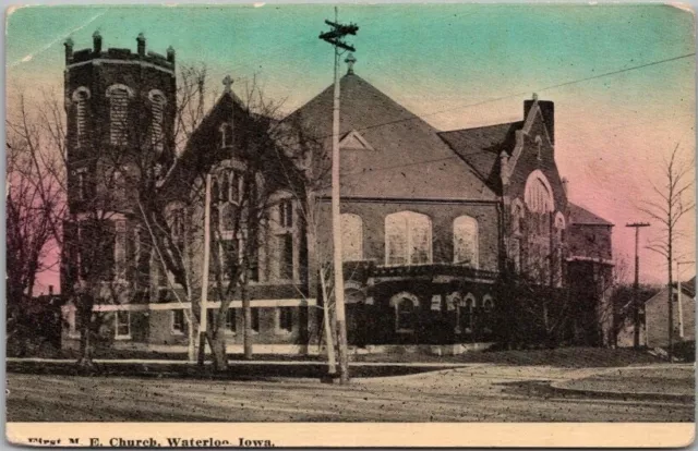 WATERLOO, Iowa Postcard "First M.E. Church"  Building / Street View - Dated 1911