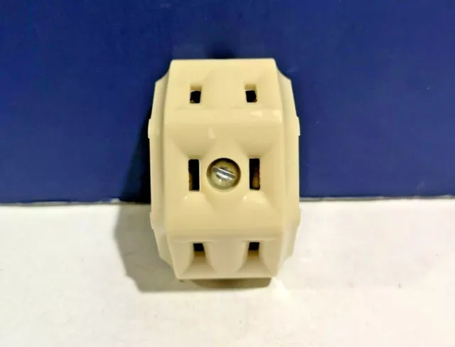 NEW LEVITON Bakelite Triple Radial SURFACE MOUNT Convenience Outlet NEW 325-I