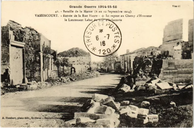CPA Vassincourt - Entree de la Rue Haute - Ruines (1037548)