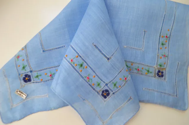 VINTAGE HANKY 1920s  BLUE LINEN HAND EMBROIDERED PUNCH WORK NEW W/TAG HAND ROLL