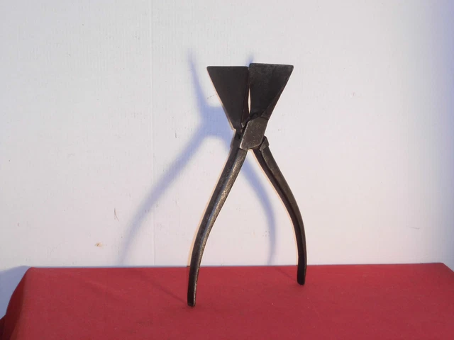 Outil ancien/ amstutz Mercier/ - Collection