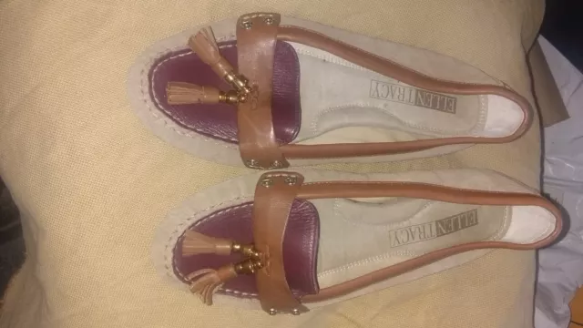 NWOB Ellen Tracy Women two tone Brown Flats US 9