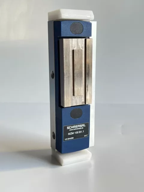 Schmersal MZM 100 B1.1 Electro-Magnetic Locking Actuator